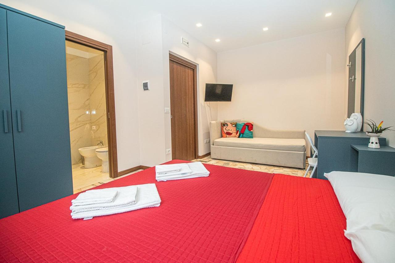 Suebi Rooms Termoli Bagian luar foto
