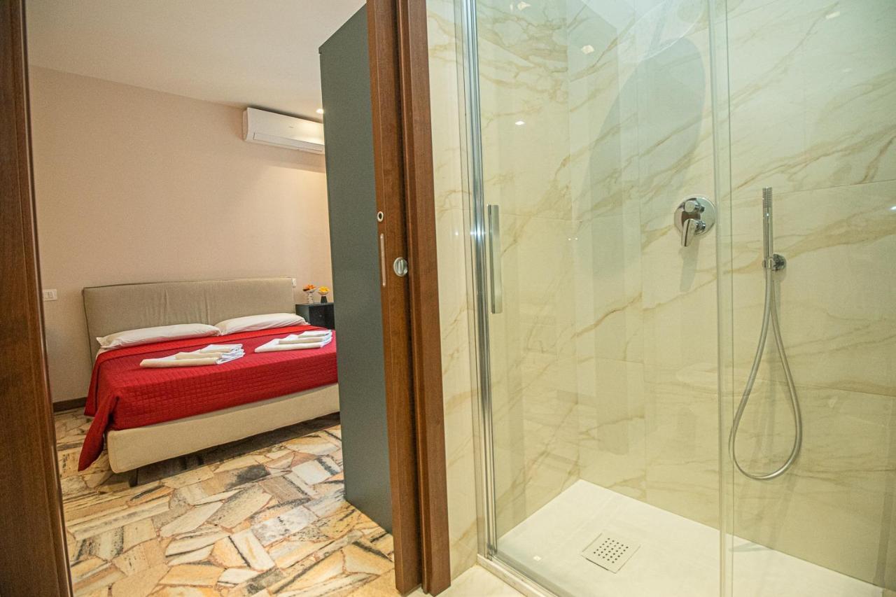 Suebi Rooms Termoli Bagian luar foto