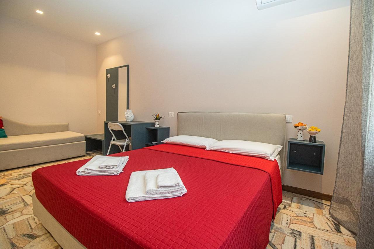 Suebi Rooms Termoli Bagian luar foto
