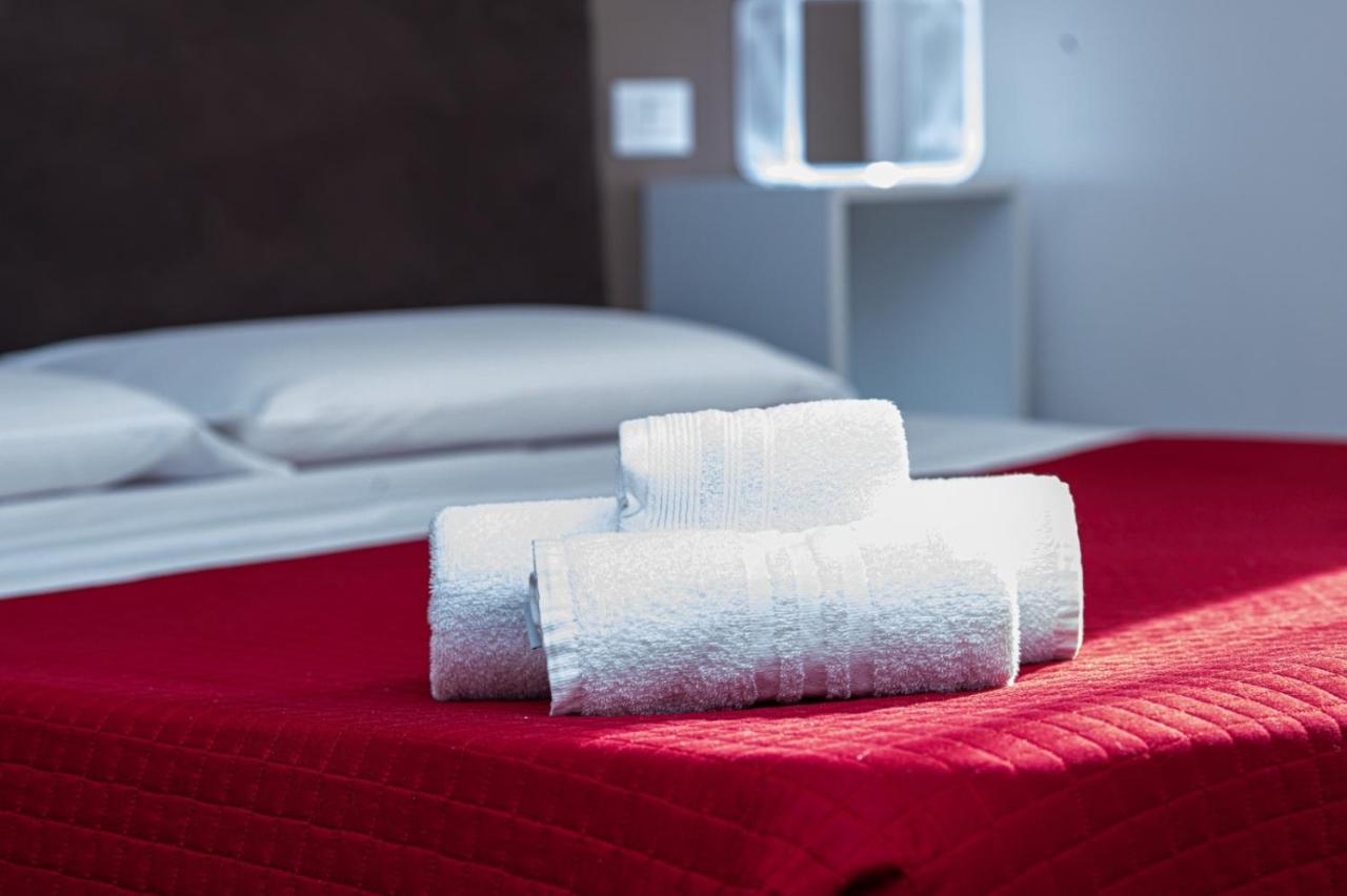Suebi Rooms Termoli Bagian luar foto