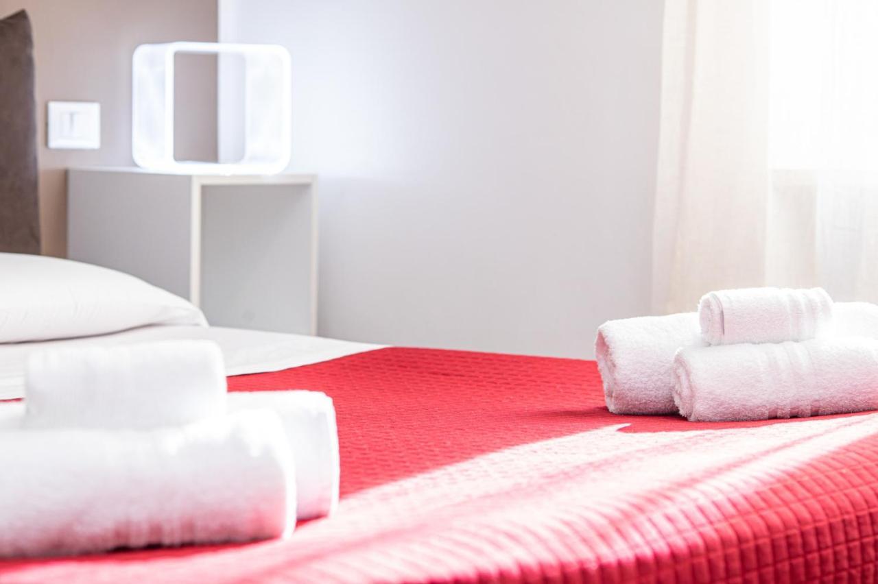 Suebi Rooms Termoli Bagian luar foto