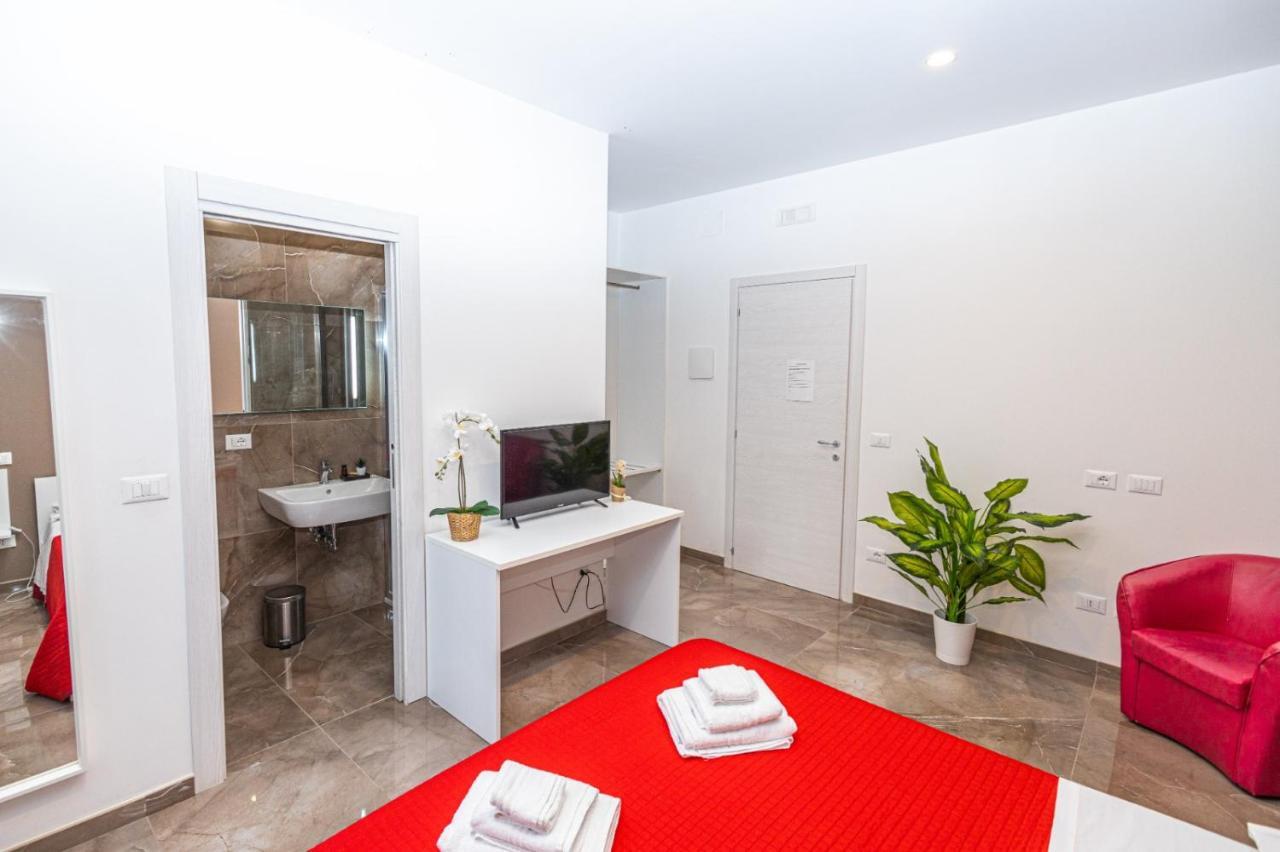 Suebi Rooms Termoli Bagian luar foto